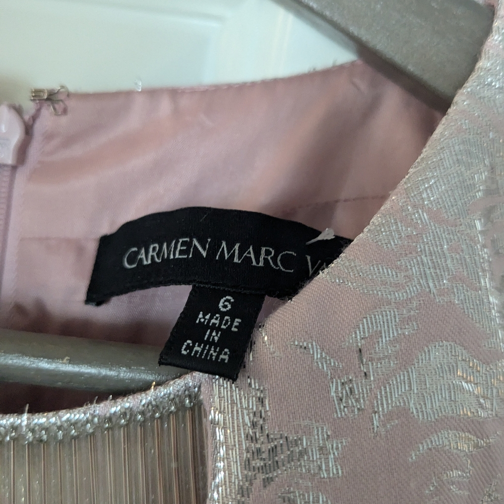 Beautiful Carmen Marc Valvo satin dress size 6 pink silver embellished - Picture 4 of 11